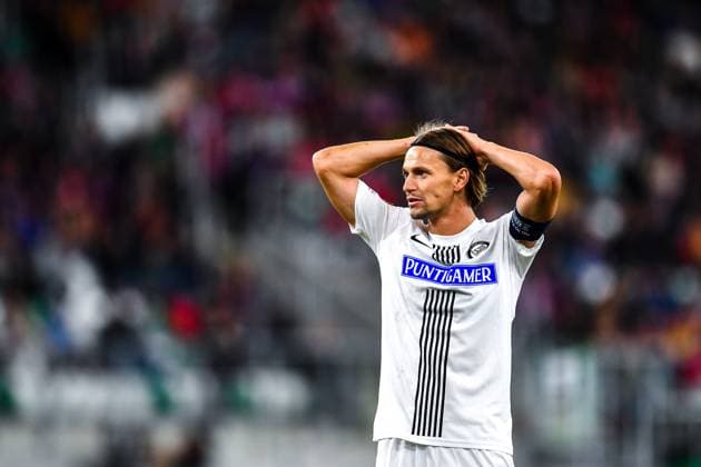 SOSNOWIEC, POLAND - OCTOBER 5: Stefan Hierlander (25) of Sturm Graz during UEFA Europa League Matchday 2 group stage match between Rakow Czestochowa and Sturm Graz at Zaglebiowski Park Sportowy on October 5, 2023 in Sosnowiec, Rakow Czestochowa v Sturm Graz Copyright: xMateuszxSobczakx