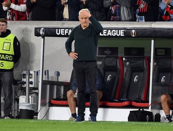 05 10 2023, xhbx, football UEFA Europa League, SC Freiburg West Ham United emspor, v l coach Christian Streich SC Freiburg DFL DFB REGULATIONS PROHIBIT ANY USE OF PHOTOGRAPHS as IMAGE SEQUENCES and or QUASI VIDEO Freiburg