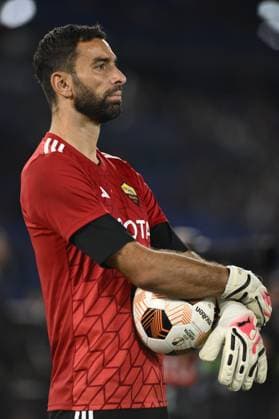 Rui Patricio of A.S. Roma during the UEFA Europa League Matchday 2, Group G, between A.S. Roma - Servette F.C. on October 5, 2023 at the Olympic Stadium in Rome, Italy.  Copyright: xDomenicoxCippitelli IPAxSportx x xx IPA_40796846 IPA_IPA40796846
