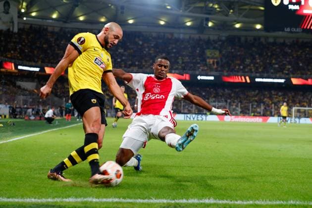AEK Athens v Ajax Amsterdam UEFA Europa League Nordin Amrabat of AEK Athens and Jorrel Hato of Ajax Amsterdam during the UEFA Europa League Group B match at OPAP Arena, Athens Copyright: xYannisxHalasx FIL-19062-0066 UK Newspapers OUT