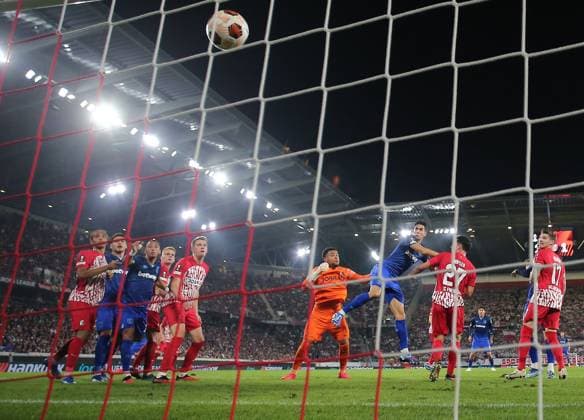 EDITORIAL USE ONLY No use with unauthorised audio, video, data, fixture lists, club league logos or live services. Online in-match use limited to 120 images, no video emulation. No use in betting, games or single club league player publications. Freiburg v West Ham United, UEFA Europa League, Group A, Football, Stade Europa-Park, Freiburg, Germany - 05 Oct 2023 EDITORIAL USE ONLY No use with unauthorised audio, video, data, fixture lists, club league logos or live services. Online in-match use limited to 120 images, no video emulation. No use in betting, games or single club league player publications.  Copyright: xMichaelxZemanek Shutterstockx 14134635as