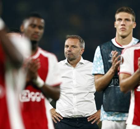ATHENS - Ajax coach Maurice Steijn is disappointed after the UEFA Europa League match between AEK Athens and Ajax Amsterdam in the OPAP Arena on October 5, 2023 in Athens, Greece. ANP MAURICE VAN STEEN UEFA Europa League 2023 2024 xVIxANPxSportx xxANPxIVx 480323807 originalFilename: 480323807.jpg