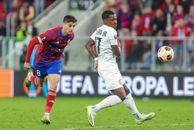 SOSNOWIEC 05.10.2023 MECZ LIGA EUROPY GRUPA D RAKOW CZESTOCHOWA - STURM GRAZ EUROPA LEAGUE GROUP D SEASON 2023 24 RAKOW CZESTOCHOWA - STURM GRAZ BEN LEDERMAN BRYAN TEIXEIRA FOT. MICHAL CHWIEDUK FOKUSMEDIA.COM.PL NEWSPIX.PL --- Newspix.pl  231005CHW083