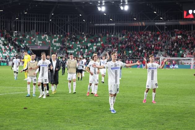 SOCCER - UEFA EL, Czestochowa vs Sturm SOSNOWIEC,POLAND,05.OCT.23 - SOCCER - UEFA Europa League, group stage, Rakow Czestochowa vs SK Sturm Graz. Image shows the rejoicing of Alexander Prass and William Boeving (Sturm).  GEPAxpictures xChrisxBauer