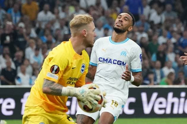 Jason Steele (Brighton FC) - Pierre Emerick Aubameyang (Olympique de Marseille) FOOTBALL : Olympique de Marseille vs Brighton - Europa League - Phase de groupe - Marseille - 05 10 2023 NorbertScanella Panoramic 