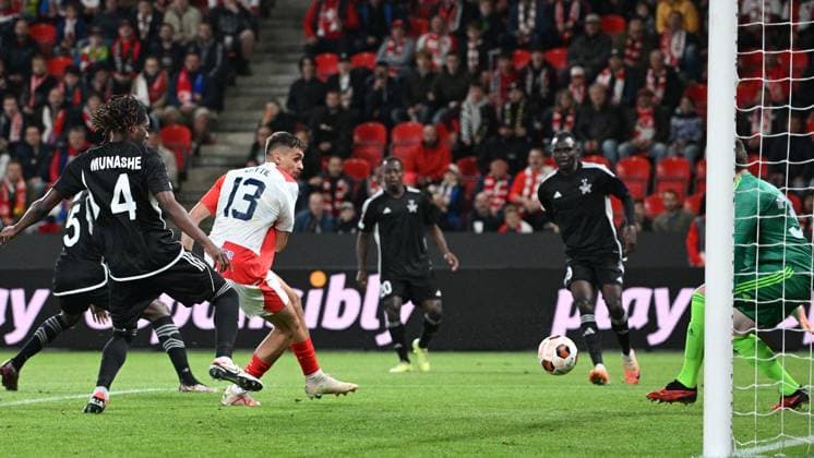 Soccer player of Slavia Praha Mojmir Chytil scores first goal during the Football Europe League 2nd round match, group G match Slavia Praha vs Sheriff Tiraspol in Prague, Czech Republic, October 5, 2023. (CTKxPhoto MichalxKamaryt) CTKPhotoP2023100509378  CTKPhotoP2023100509378