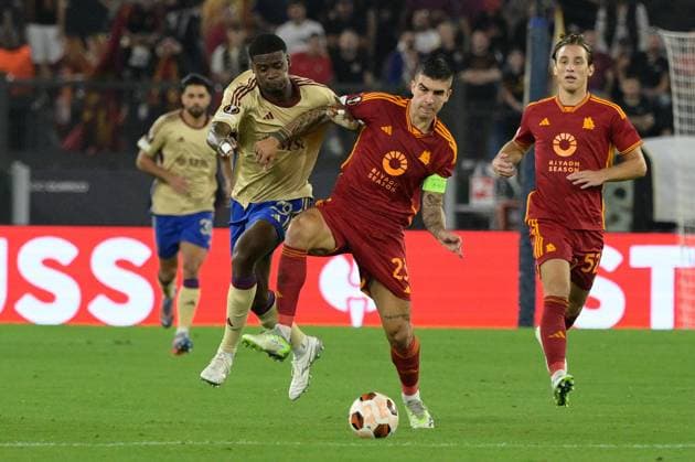 Football Europa League match - AS Roma vs Servette FC Gianluca Mancini (AS Roma); Chris Bedia (Servette FC) during the UEFA Europa League 2023-2024 football match between AS Roma and Servette FC at the Olympic Stadium in Rome on 05 October 2023. Rome Italy  Copyright: xIPAxSport ABACAx BRIPASport20231005_478 IPAxSport ABACAx BRIPASport20231005_478