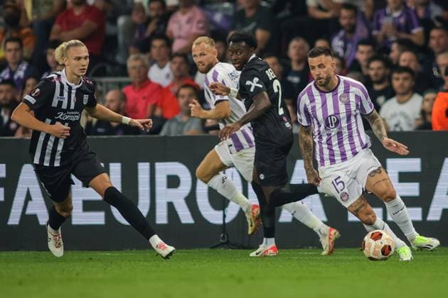SOCCER - UEFA EL, Toulouse vs LASK TOULOUSE,FRANCE,05.OCT.23 - SOCCER - UEFA Europa League, group stage, Toulouse FC vs Linzer ASK. Image shows Maksym Talovierov, George Bello (LASK) and Aron Donnum (Toulouse).  GEPAxpictures xManuelxBinder