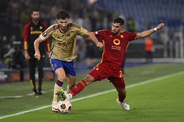 Miroslav Stevanovic of Servette F.C. and Houssem Aouar of A.S. Roma during the UEFA Europa League Matchday 2, Group G, between A.S. Roma - Servette F.C. on October 5, 2023 at the Olympic Stadium in Rome, Italy.  Copyright: xDomenicoxCippitelli IPAxSportx x xx IPA_40798225 IPA_IPA40798225