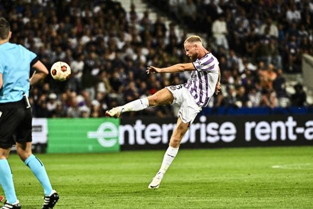 Mikkel Desler (tfc) FOOTBALL : Toulouse vs Lask - Match 2 des Phases de Groupes de la Ligue Europa - Toulouse - 05-10-2023 ThierryBreton Panoramic 