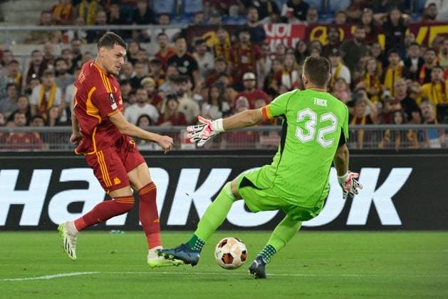 Football Europa League match - AS Roma vs Servette FC Andrea Belotti (AS Roma); goal 2-0 during the UEFA Europa League 2023-2024 football match between AS Roma and Servette FC at the Olympic Stadium in Rome on 05 October 2023. Rome Italy  Copyright: xIPAxSport ABACAx BRIPASport20231005_608 IPAxSport ABACAx BRIPASport20231005_608