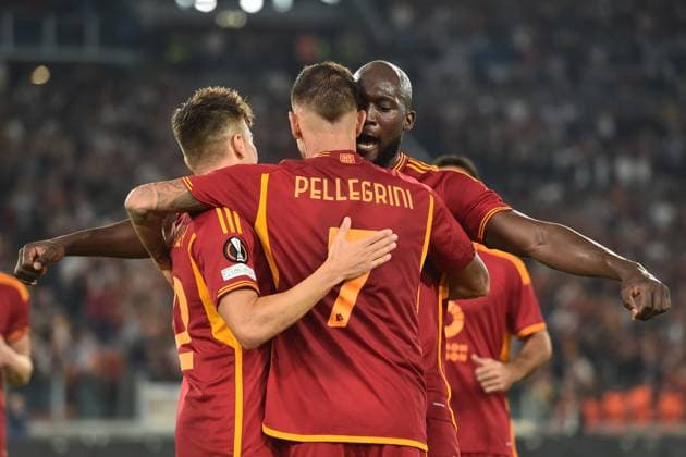 Lorenzo Pellegrini of AS Roma celebrates with Lukaku, Stephan El Shaarawy after scoring the goal of 3-0 during the Europa League Group G football match between AS Roma and Servette FC at Olimpico stadium in Rome (Italy), October 5th, 2023. AntoniettaxBaldassarre