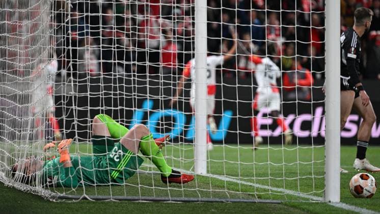 Goalie of Sheriff Tiraspol Maksym Koval receives 5th goal during the Football Europe League 2nd round match, group G match Slavia Praha vs Sheriff Tiraspol in Prague, Czech Republic, October 5, 2023. (CTKxPhoto MichalxKamaryt) CTKPhotoP2023100510079  CTKPhotoP2023100510079