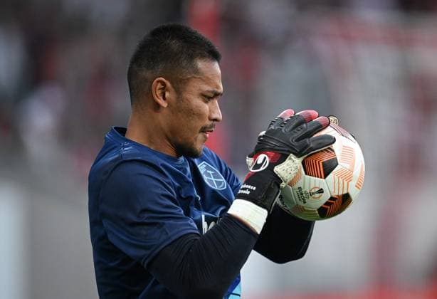 FOOTBALL EUROPE LEAGUE SEASON 2023 2024 preliminary round Group A 2 matchday SC Freiburg West Ham United 05 10 2023 goalkeeper Alphonse Areola West Ham United