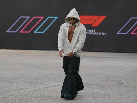 06 10 2023, Losail International Circuit, Doha, Formula 1 Qatar Airways Qatar Grand Prix 2023 ,in picture Lewis Hamilton GBR , Mercedes AMG Petronas Formula One Team Doha Losail International Circuit Qatar  eu-images-506
