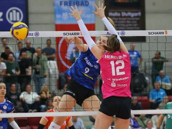 BAU 06 10 2023 Stuttgart Volleyball Allianz MTV Stuttgart vs VC Wiesbaden, Eline Timmerman Stuttgart, left