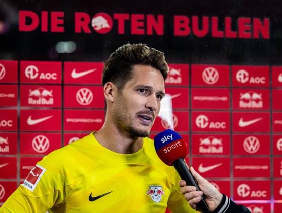 Leipzigs Janis Blaswich gives a post-match interview Football 1 Bundesliga, Matchday 6 RB Leipzig FC Bayern Muenchen 30 September 2023 Leipzig, Red Bull Arena RB Leipzig FC Bayern Muenchen
