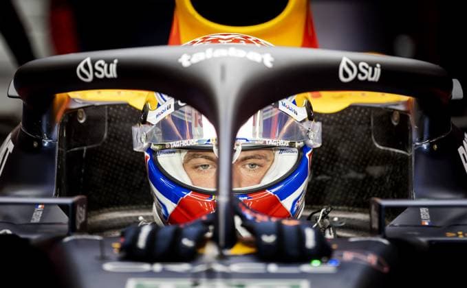 Sport Bilder des Tages QATAR - Max Verstappen (Red Bull Racing) prior to the sprint race the day before the Formula 1 Grand Prix at the Lusail International Circuit in Qatar. ANP SEM VAN DER WAL Sprint 2023 2024 xVIxANPxSportx xxANPxIVx 480488978 originalFilename: 480488978.jpg