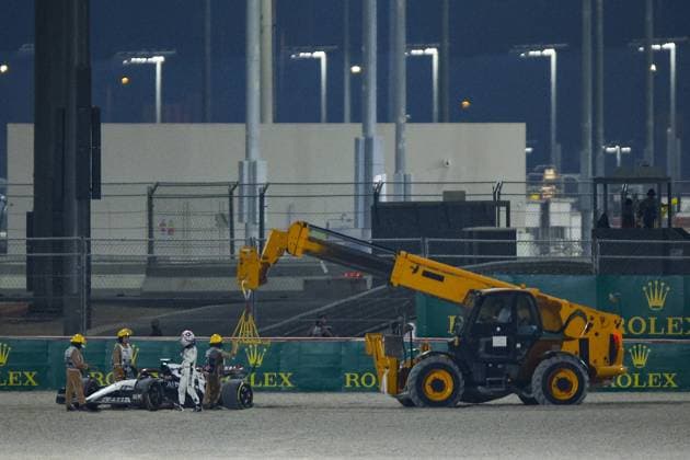 LAWSON Liam (nzl), Red Bull Junior Driver, out at the first lap during the 2023 Formula 1 Qatar Grand Prix, 17th round of the 2023 Formula One World Championship, WM, Weltmeisterschaft from October 6 to 8, 2023 on the Lusail International Circuit, in Doha, Qatar - F1 - QATAR GRAND PRIX 2023 DPPI Panoramic  _R3_8142
