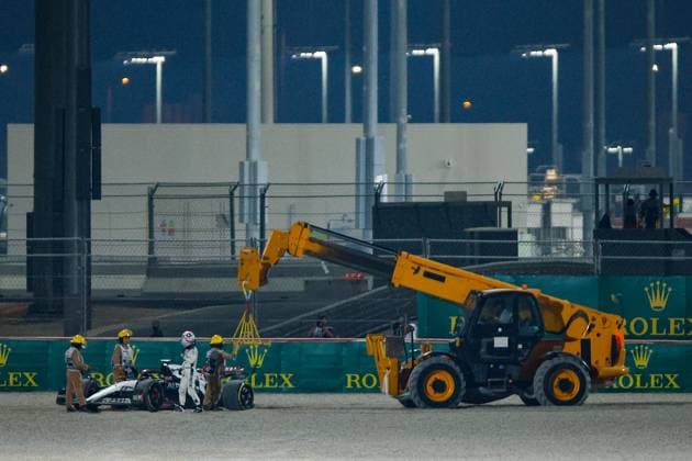 40 Liam Lawson NZL, Scuderia AlphaTauri after crash, F1 Grand Prix of Qatar at Lusail International Circuit on October 7, 2023 in Doha, Qatar Photo by HOCH ZWEI Doha Qatar
