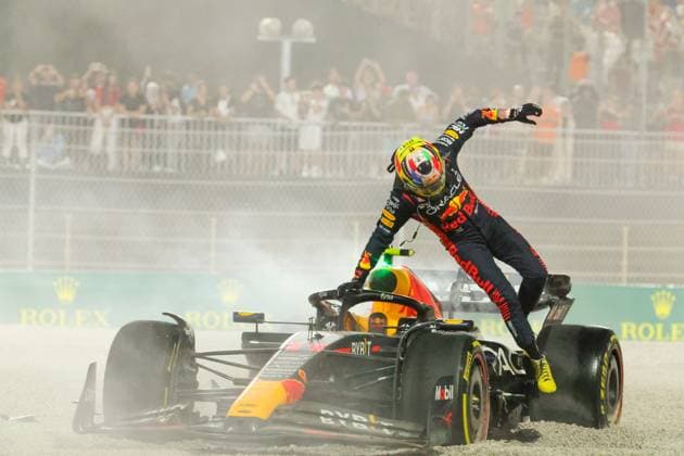 11 Sergio Perez MEX, Oracle Red Bull Racing after crash, F1 Grand Prix of Qatar at Lusail International Circuit on October 7, 2023 in Doha, Qatar Photo by HOCH ZWEI Doha Qatar