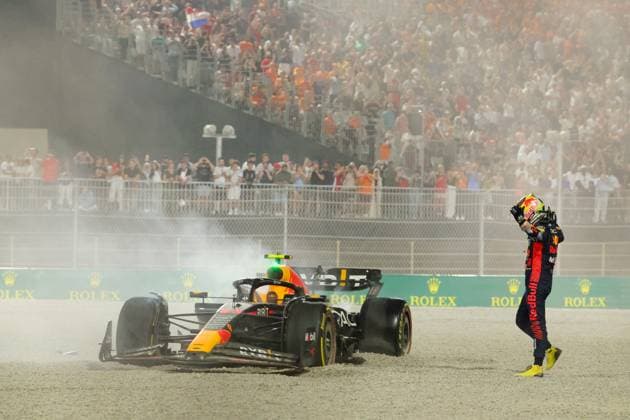 11 Sergio Perez MEX, Oracle Red Bull Racing after crash, F1 Grand Prix of Qatar at Lusail International Circuit on October 7, 2023 in Doha, Qatar Photo by HOCH ZWEI Doha Qatar