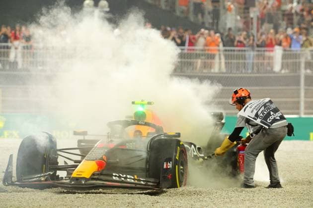11 Sergio Perez MEX, Oracle Red Bull Racing after crash, F1 Grand Prix of Qatar at Lusail International Circuit on October 7, 2023 in Doha, Qatar Photo by HOCH ZWEI Doha Qatar