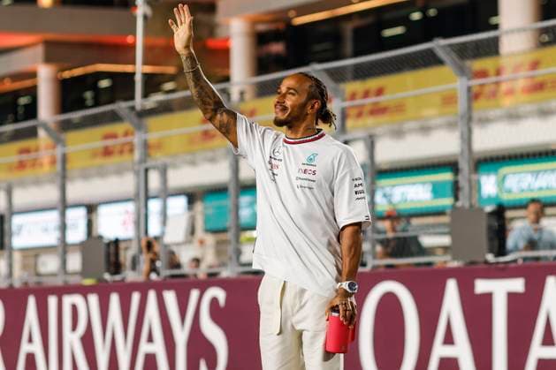 HAMILTON Lewis (gbr), Mercedes AMG F1 Team W14, portrait during the 2023 Formula 1 Qatar Grand Prix, 17th round of the 2023 Formula One World Championship, WM, Weltmeisterschaft from October 6 to 8, 2023 on the Lusail International Circuit, in Doha, Qatar - F1 - QATAR GRAND PRIX 2023 - RACE DPPI Panoramic  00123039__R5_8643