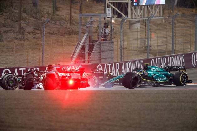 Start, Crash between 44 Lewis Hamilton GBR, Mercedes AMG Petronas F1 Team and 63 George Russell GBR, Mercedes AMG Petronas F1 Team , F1 Grand Prix of Qatar at Lusail International Circuit on October 8, 2023 in Doha, Qatar Photo by HOCH ZWEI Doha Qatar