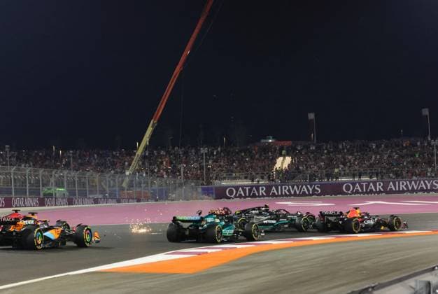 Start, Crash between 44 Lewis Hamilton GBR, Mercedes AMG Petronas F1 Team and 63 George Russell GBR, Mercedes AMG Petronas F1 Team , F1 Grand Prix of Qatar at Lusail International Circuit on October 8, 2023 in Doha, Qatar Photo by HOCH ZWEI Doha Qatar