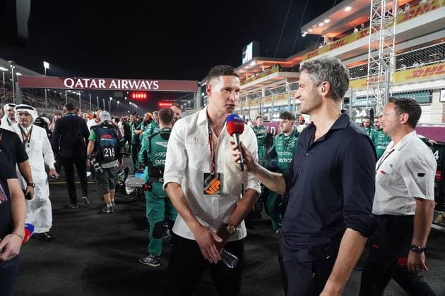 Formula 1 Qatar Airways Qatar Grand Prix 2023 08 10 2023, Losail International Circuit, Doha, Formula 1 Qatar Airways Qatar Grand Prix 2023 ,in picture footballer Julian Draxler Al Ahli SC in interview with Sky Deutschland reporter Peter Hardenacke nordphotoxGmbHx xBratic nph00250