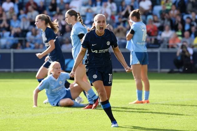 Bilder des Jahres 2023, Sport 10 Oktober Sport Themen der Woche KW40 Sport Bilder des Tages Manchester, England, 8th October 2023. Guro Reiten of Chelsea celebrates scoring a late equaliser to make it 1-1 during the Barclays FA Women s Super League match at the Academy Stadium, Manchester. Picture credit should read: Gary Oakley Sportimage EDITORIAL USE ONLY. No use with unauthorised audio, video, data, fixture lists, club league logos or live services. Online in-match use limited to 120 images, no video emulation. No use in betting, games or single club league player publications. SPI-2636-0126