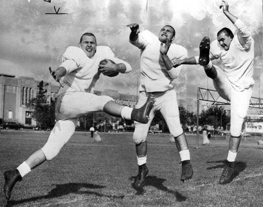 Longtime Chicago Bears star DICK BUTKUS (December 9, 1942 - October 5, 2023) has died at age 80, peacefully in his sleep at his home in Malibu, California. Ranked the most feared tacklers in league history, Butkus™ name has become synonymous with the violent side of football: fear and intimidation. He was also synonymous with greatness at middle linebacker, and in many ways the NFL, American Football Herren, USA itself. FILE PHOTO: October 19, 1960, Chicago, Illinois, USA: A composite photo illustration of Chicago Vocational School s 6 3 , 230 pound all-state fullback DICK BUTKUS, as a runner, passer, and a kicker. Chicago USA - ZUMAALAS 19601019_mda_m67_307 Copyright: xx