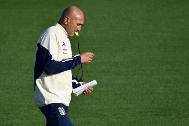 Head coach of Italy Luciano Spalletti during Italy training session, UEFA European Football Championship in Florence, Italy, October 09 2023  Copyright: xLisaxGuglielmi IPAxSportx xipa-ax xx IPA_40886884 IPA_IPA40886884