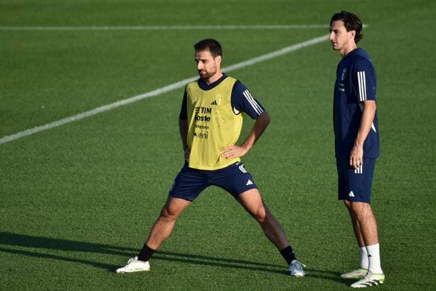 Italian player Giacomo Bonaventura and Italian player Matteo Darmian during Italy training session, UEFA European Football Championship in Florence, Italy, October 09 2023  Copyright: xLisaxGuglielmi IPAxSportx xipa-ax xx IPA_40886914 IPA_IPA40886914