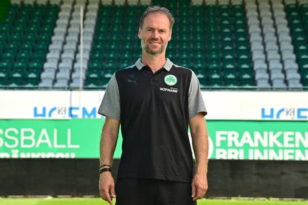 21 09 2023 SpVgg Greuther Fürth Kleeblatt Spielvereinigung 2 Fussball Bundesliga Saison 2023 2024 photo appointment portrait appointment presentation press appointment single photo portrait portrait headshot Marco Konrad Co Trainer SpVgg Greuther Fürth