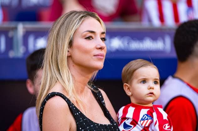 Real Madrid vs Real Sociedad; Matchday 09 LaLiga EA Sports 2023 2024 Alice Campello, famous influencer and wife of Alvaro Morata (Atletico Madrid), portrait before the football match of Spanish championship La Liga EA Sports between Atletico Madrid vs Real Sociedad played at Civitas Metropolitano stadium on October 08, 2023 in Madrid, Spain Madrid Civitas Metropolitano Stadium Madrid Spain Copyright: xAlbertoxGardinx AGardin_20231008_football_liga_Atletico Madrid_vs_Real Sociedad3