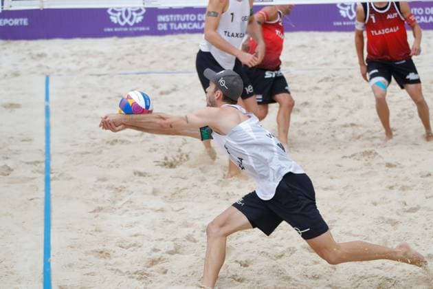 Beach volleyball, Beachvolleyball World Cup Men™s Between Germany and Austria October 11, 2023, Tlaxcala, Mexico: Clemens Wickler of Germany competes against team Austria during the Beach Volleyball World Cup Men s match between Austria and Germany. on October 11, 2023 in Tlaxcala, Mexico. (Photo by Essene Hernandez Eyepix Group) Copyright: xEssenexHernandez xEyepixxGroupx EH_11102023_101048