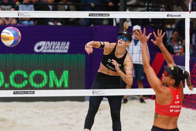 Beach volleyball, Beachvolleyball World Cup - Women™s Match Between Spain and Germany October 11, 2023, Tlaxcala, Mexico: Cinja Tillmann of Germany (L) competes against Paula Soria of Spain during the Beach Volleyball World Cup W™omen™s match between Germany and Spain. on October 11, 2023 in Tlaxcala, Mexico. (Photo by Essene Hernandez Eyepix Group) Copyright: xEssenexHernandez xEyepixxGroupx EH_11102023_101111