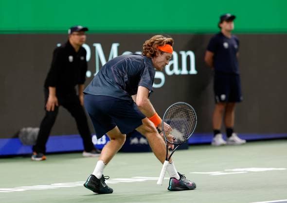 (231013) -- SHANGHAI, Oct. 13, 2023 -- Andrey Rublev loses his racket during the men s singles quaterfinal between Ugo Humbert of France and Andrey Rublev of Russia at the ATP, Tennis Herren World Tour Shanghai Masters tennis tournament at Qizhong Forest Sports City Arena in Shanghai, east China, Oct. 13, 2023. ) (SP)CHINA-SHANGHAI-TENNIS-ATP TOUR-SHANGHAI MASTERS(CN) WangxLili 