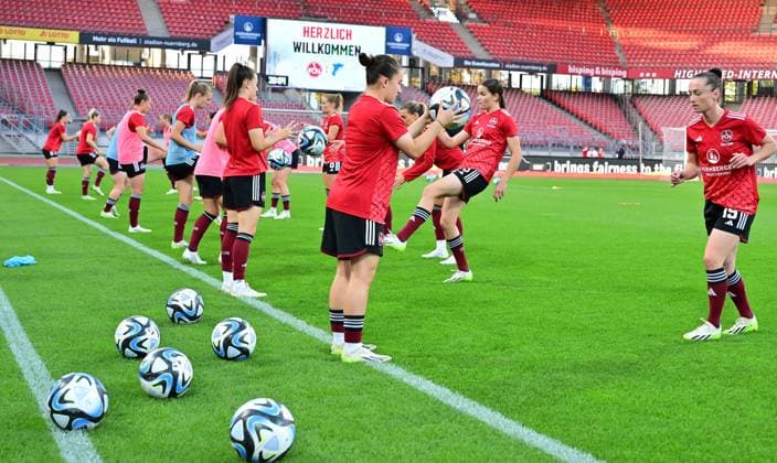 13 10 2023 football season 2023 2024 1 women football Bundesliga 04 matchday 1 FC Nürnberg FCN club TSG 1899 Hoffenheim sport photo zinc xwoxzix impression warming up warm up
