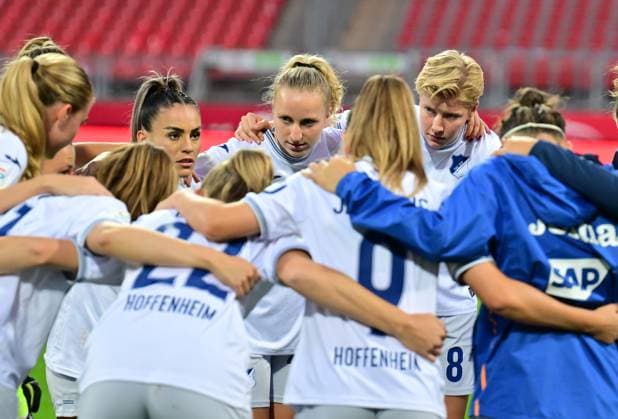 13 10 2023 football season 2023 2024 1 women football Bundesliga 04 matchday 1 FC Nürnberg FCN club TSG 1899 Hoffenheim sport photo zinc xwoxzix team circle team Hoffenheim before start of game