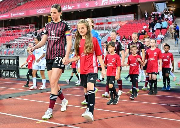 13 10 2023 football season 2023 2024 1 women football Bundesliga 04 match day 1 FC Nürnberg FCN club TSG 1899 Hoffenheim sports photo zinc xwoxzix Lara Schmidt 27, 1 FC Nürnberg FCN and team team runs in