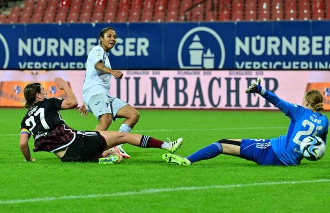 13 10 2023 football season 2023 2024 1 women football Bundesliga 04 matchday 1 FC Nürnberg FCN club TSG 1899 Hoffenheim sports photo zinc xwoxzix Gia Corley 10, TSG Hoffenheim scores goal to 0 3 against Lara Schmidt 27, 1 FC Nürnberg FCN Kristin Krammer 25, 1 FC Nürnberg FCN