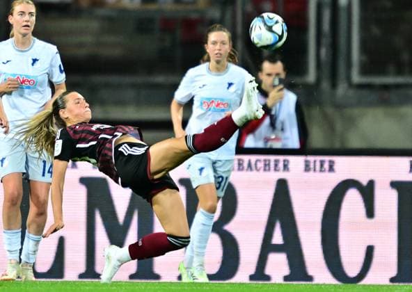 13 10 2023 football season 2023 2024 1 women football Bundesliga 04 matchday 1 FC Nürnberg FCN club TSG 1899 Hoffenheim sports photo zinc xwoxzix Medina Desic 30, 1 FC Nürnberg FCN