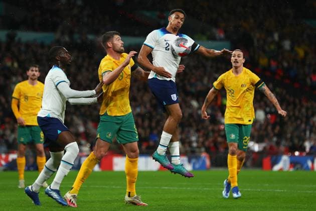 England v Australia, London, UK - 13 Oct 2023 Trent Alexander-Arnold of England battles with Cameron Burgess of Australia during the International Friendly, Länderspiel, Nationalmannschaft match between England and Australia at Wembley Stadium, London on 13 October 2023 ( London Wembley Stadium London England Copyright: xMicahxCrook PPAUKx PPA-060832