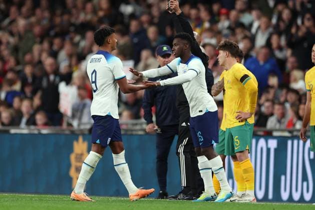 England gegen Australien Internationales Freundschaftsspiel 13. Oktober 2023 Wembley, Internationales Fußball-Freundschaftsspiel England gegen Australien, Ollie Watkins von England wird durch den eingewechselten Eddie Nketiah ersetzt Foto von Jacques Feeney London UK  Copyright: xJacquesxFeeneyxOffside