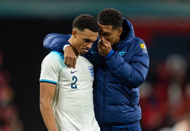 Football - International Friendly, Länderspiel, Nationalmannschaft - England v Australia LONDON, ENGLAND - Friday, October 13, 2023: England s Trent Alexander-Arnold (L) and Jude Bellingham after an International Friendly match between England and Australia at Wembley Stadium. (Photo by David Rawcliffe Propaganda) LONDON Wembley Stadium GREATER LONDON ENGLAND  Copyright: xDavidxRawcliffex P2023-10-13-England_Australia-40