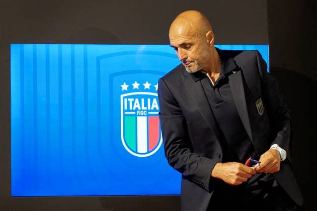 UEFA European Football Championship - press conference, PK, Pressekonferenz Italy Luciano Spalletti head coach of Italy speaks with the media during a press conference at Stadio San Nicola on October 13, 2023 in Bari, Italy. during Press Conference Italy, UEFA European Football Championship in Bari, Italy, October 13 2023 Bari Italy  Copyright: xIPAxSport ABACAx BRIPASport20231014_042 IPAxSport ABACAx BRIPASport20231014_042