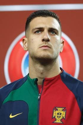 Diogo Dalot (POR), OCTOBER 13, 2023 - Football Soccer : UEFA EURO, EM, Europameisterschaft,Fussball 2024 Qualifying round Group J match between Portugal 3-2 Slovakia at the Estadio do Dragao in Porto, Portugal. Noxthirdxpartyxsales  (232495879)